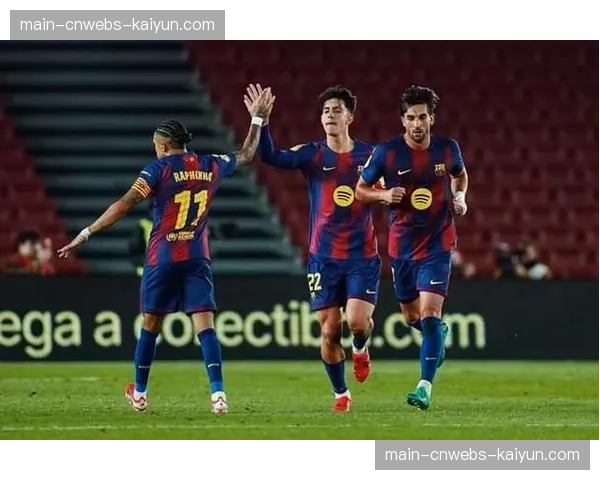 西甲:巴萨1-0小胜马竞,16岁小将亚马尔攻入制胜球