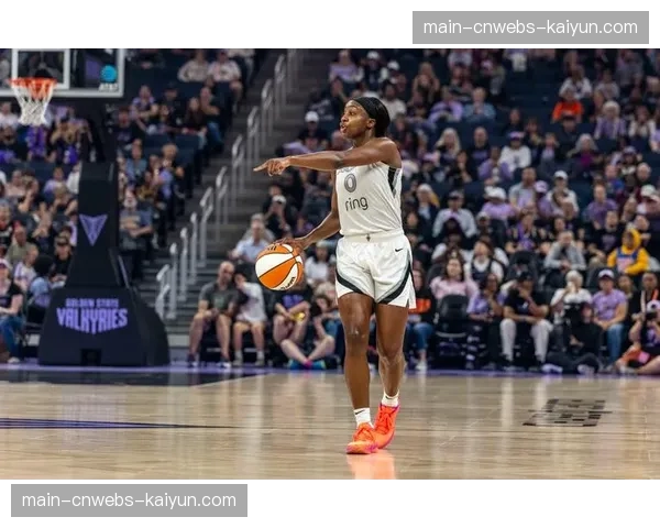 杰基·杨成为WNBA首位年薪破百万球员，与王牌续约1年119万美元顶薪